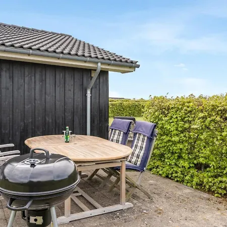 Mimi - 300m From The Sea In Se Jutland By Interhome *